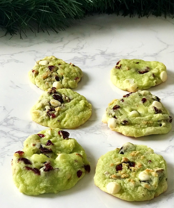 Cranberry Pistachio White Chocolate Cookies christmas thanksgiving holiday desserts