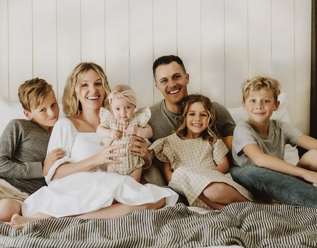 90 Sin Loves Secrets Navigating Trust, Jealousy & Lust in Marriage